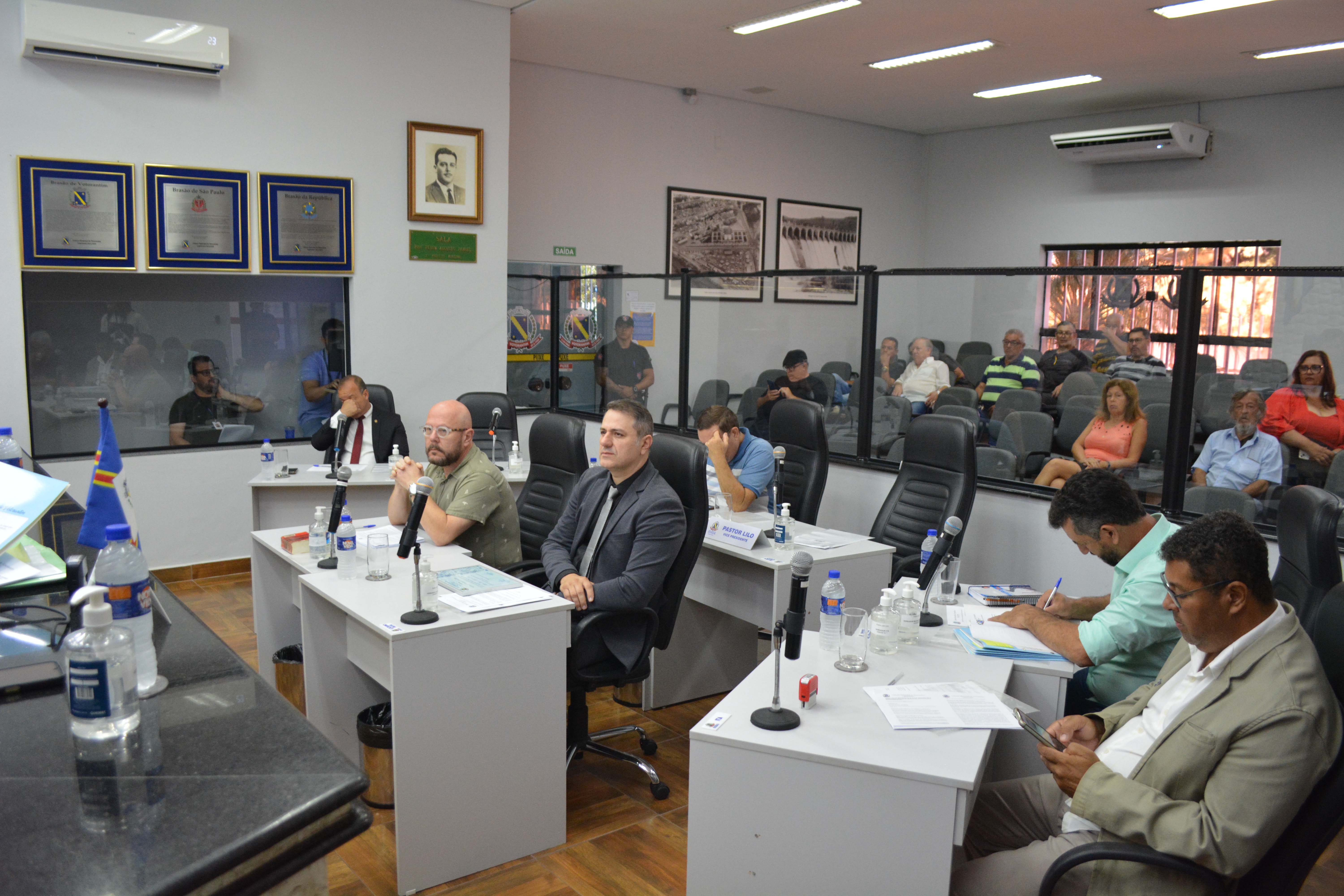   44ª Sessão fecha a 14ª Legislatura da Câmara Municipal