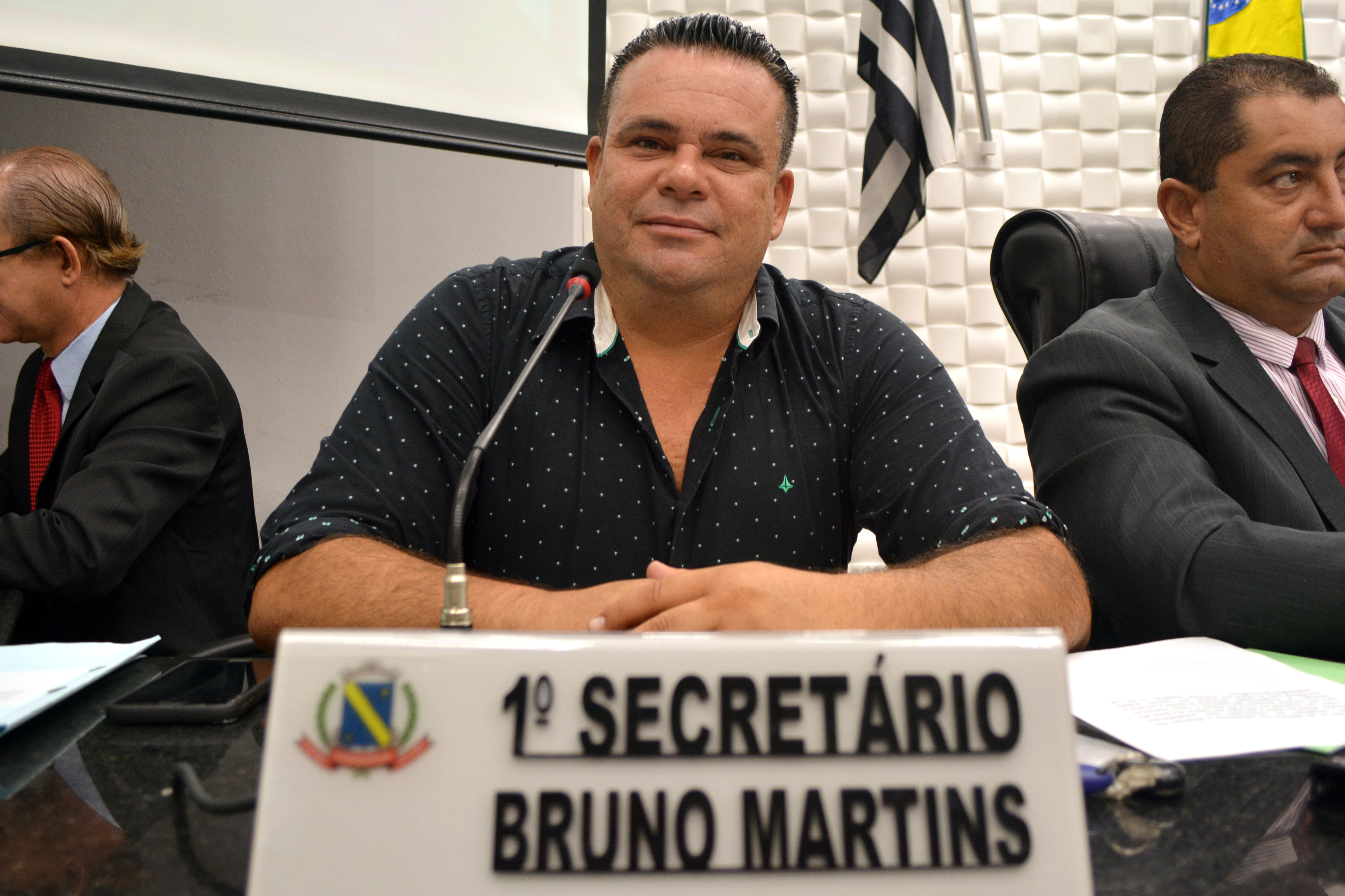 Aprovado projeto que regula horário de funcionamento dos bares na cidade