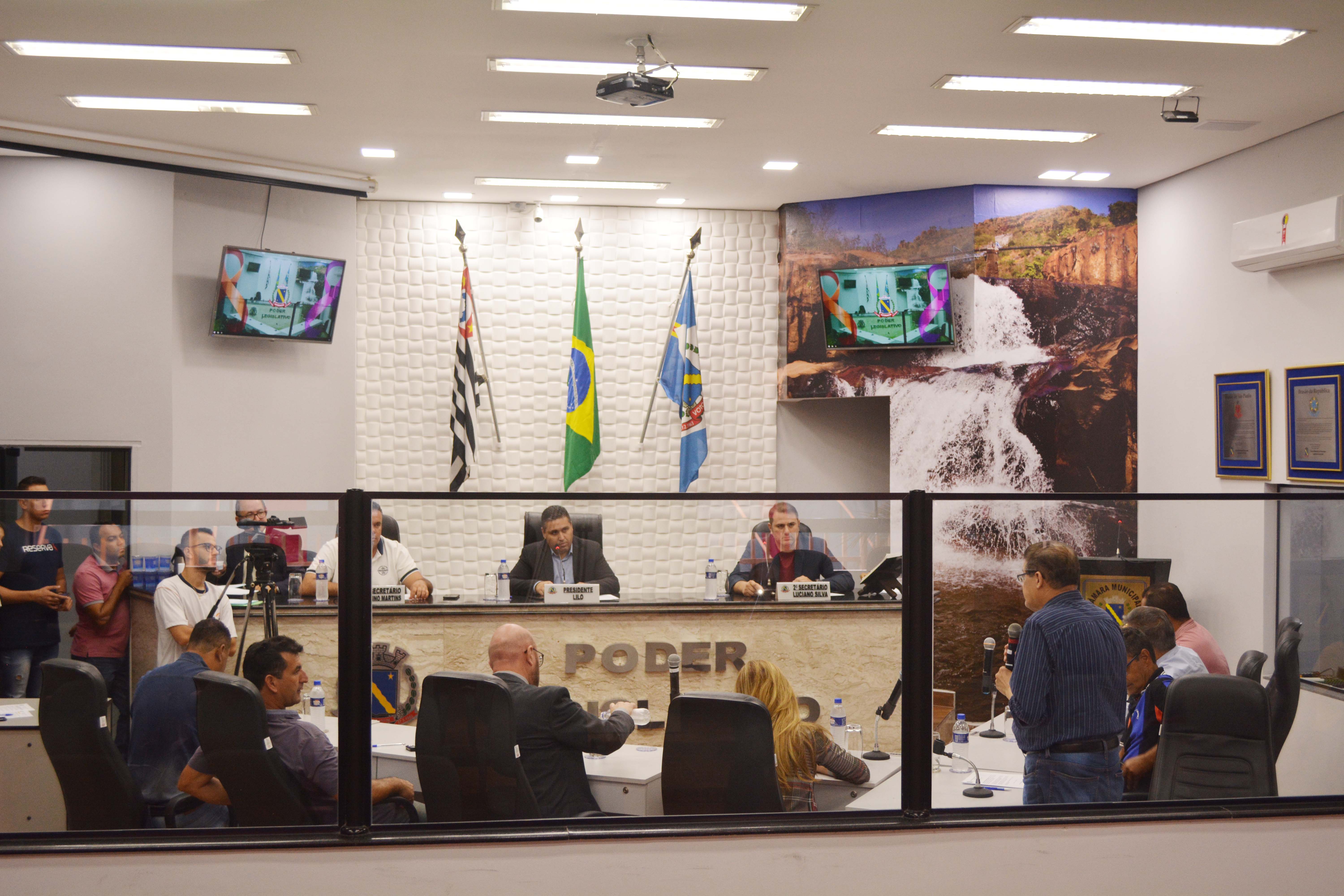 Aprovados em sessão extraordinária projetos de adequação contábil do Executivo