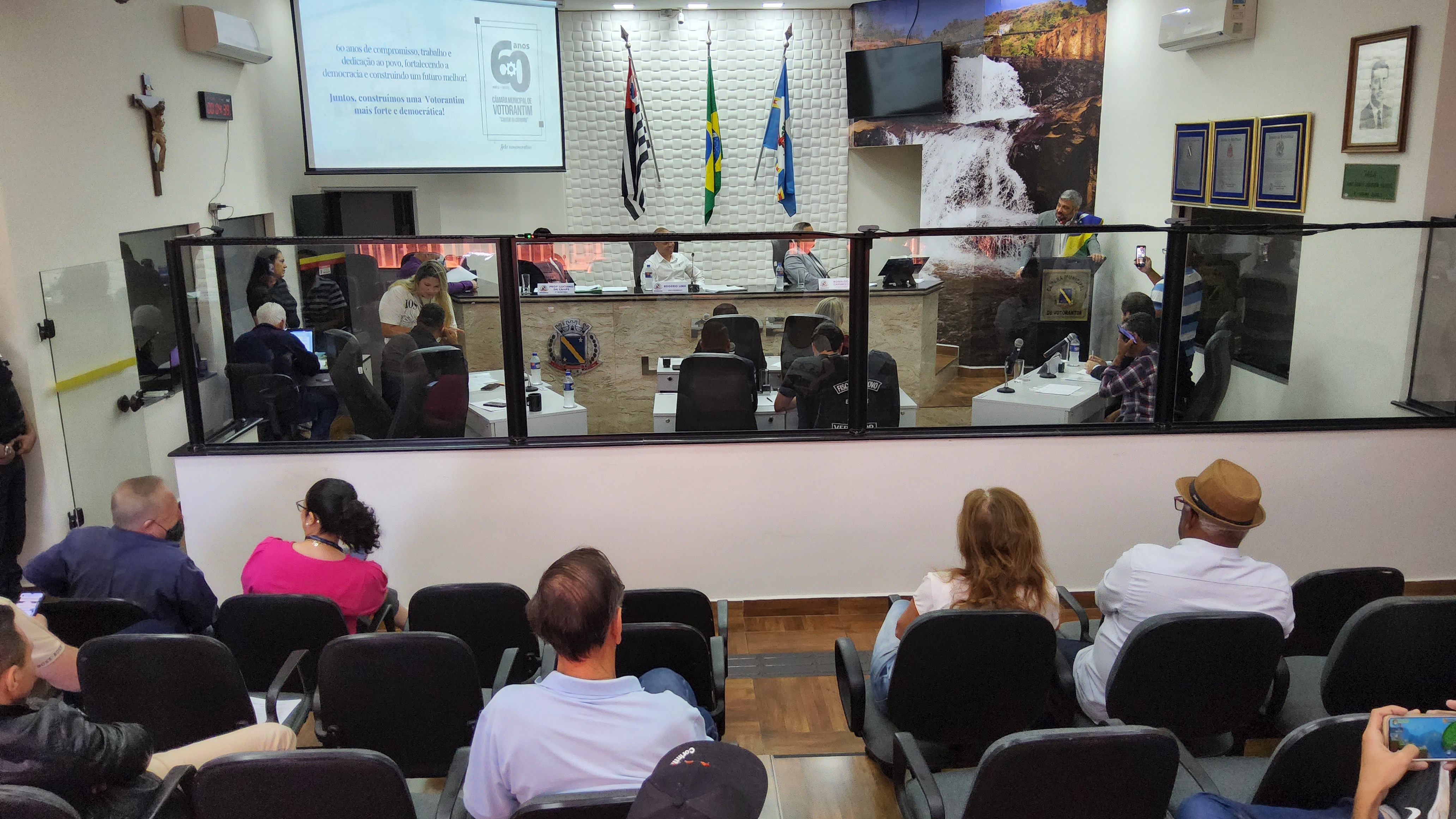 Câmara apresenta novos projetos de lei e requerimentos com foco em saúde, cidadania e infraestrutura