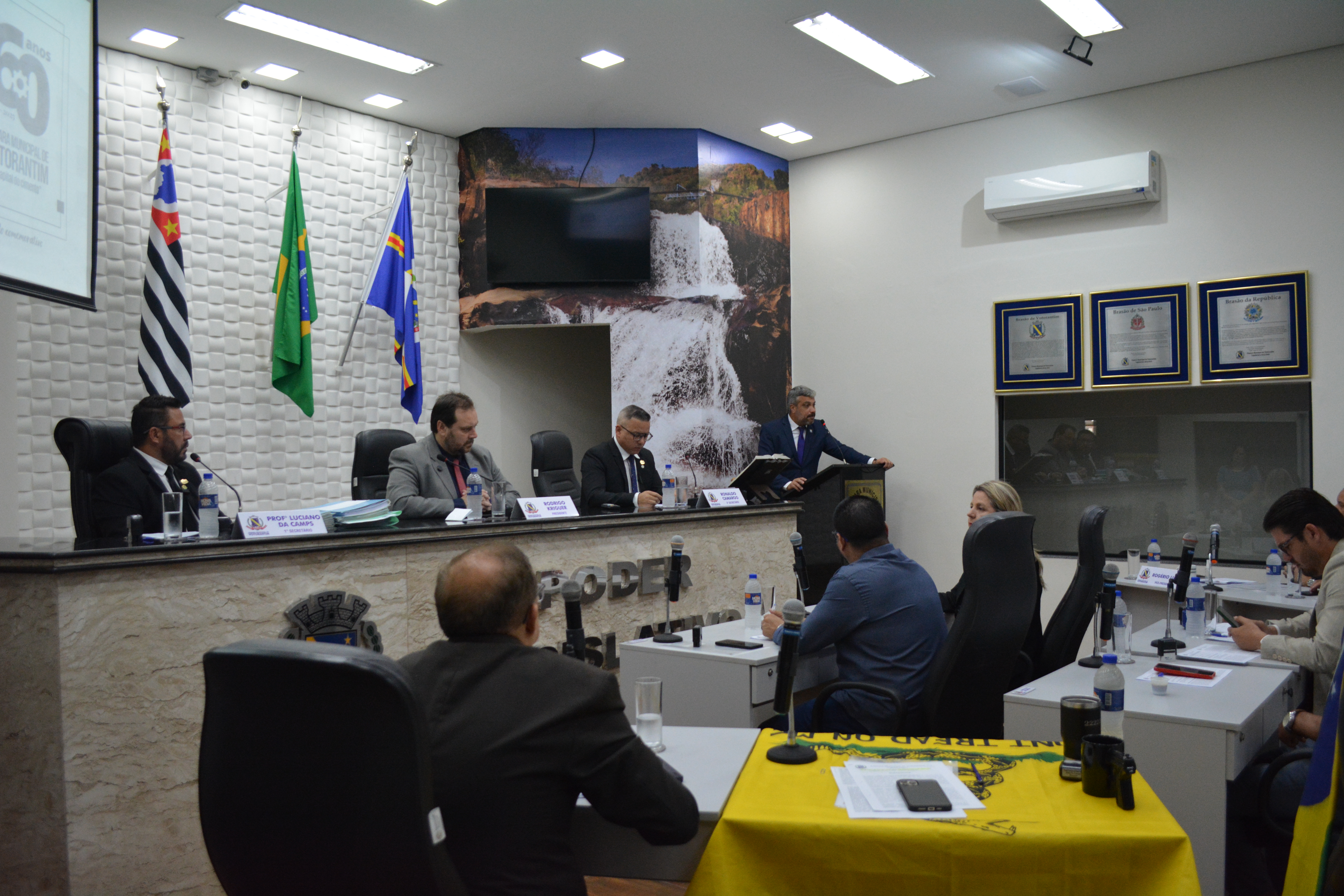 Câmara aprova ampliação de cargos efetivos na área da Saúde Municipal