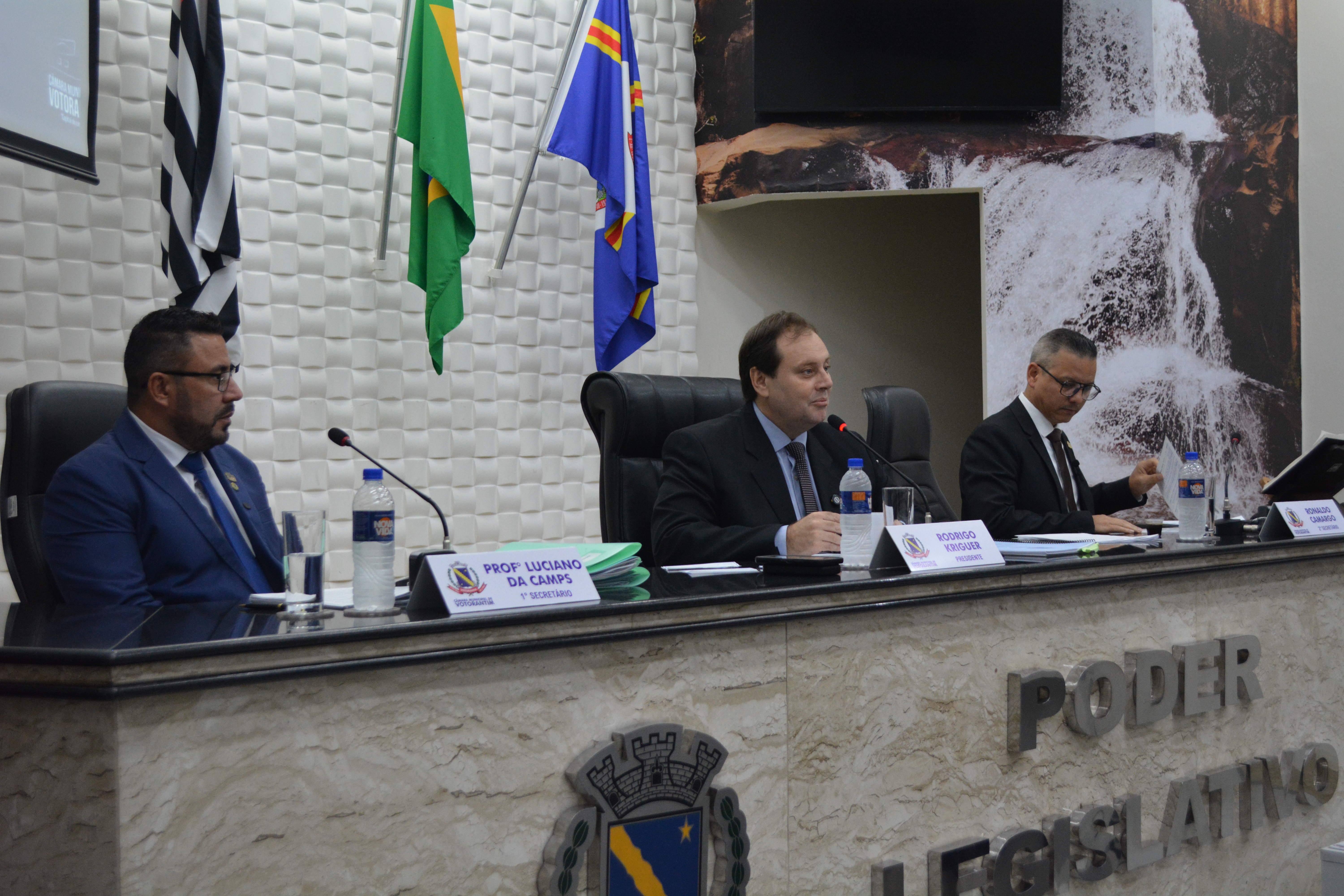 Câmara de Votorantim aprova projetos na saúde, educação e inclusão social na 8ª Sessão Ordinária