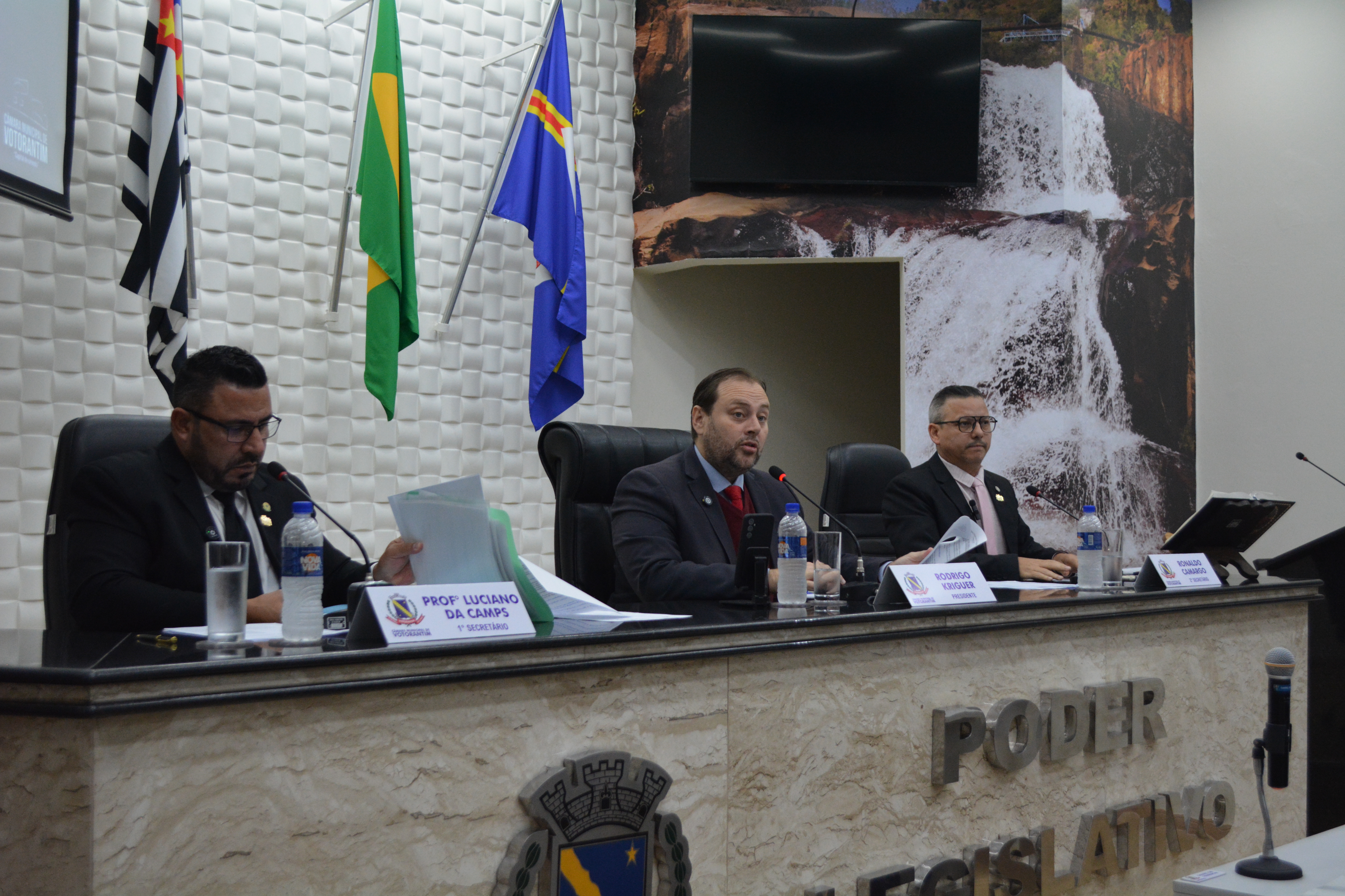 Câmara de Votorantim realiza 16ª Sessão Ordinária com apresentação de projetos, moções e requerimentos