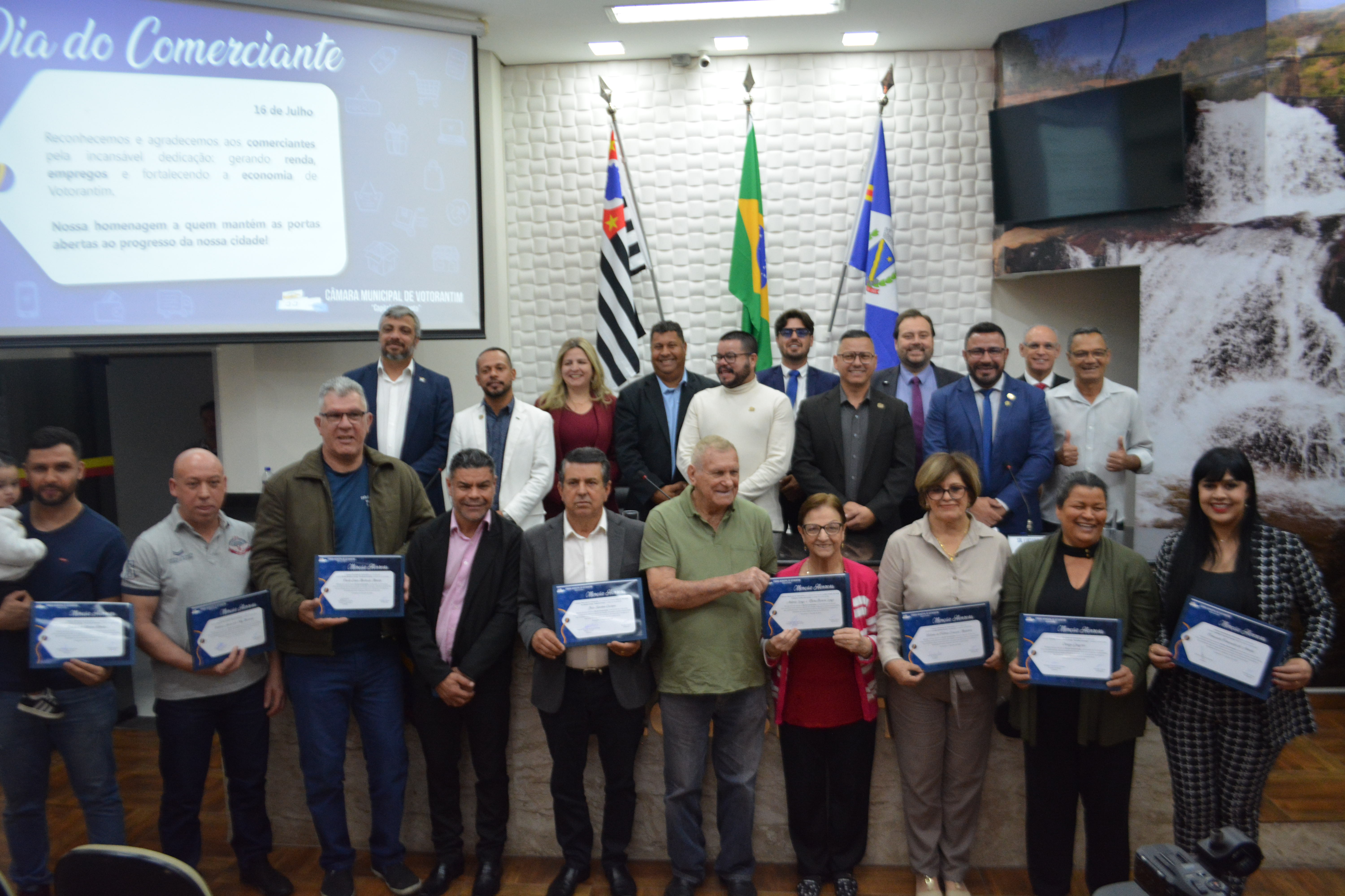 Câmara de Votorantim realiza Sessão Solene em homenagem ao Dia do Comerciante