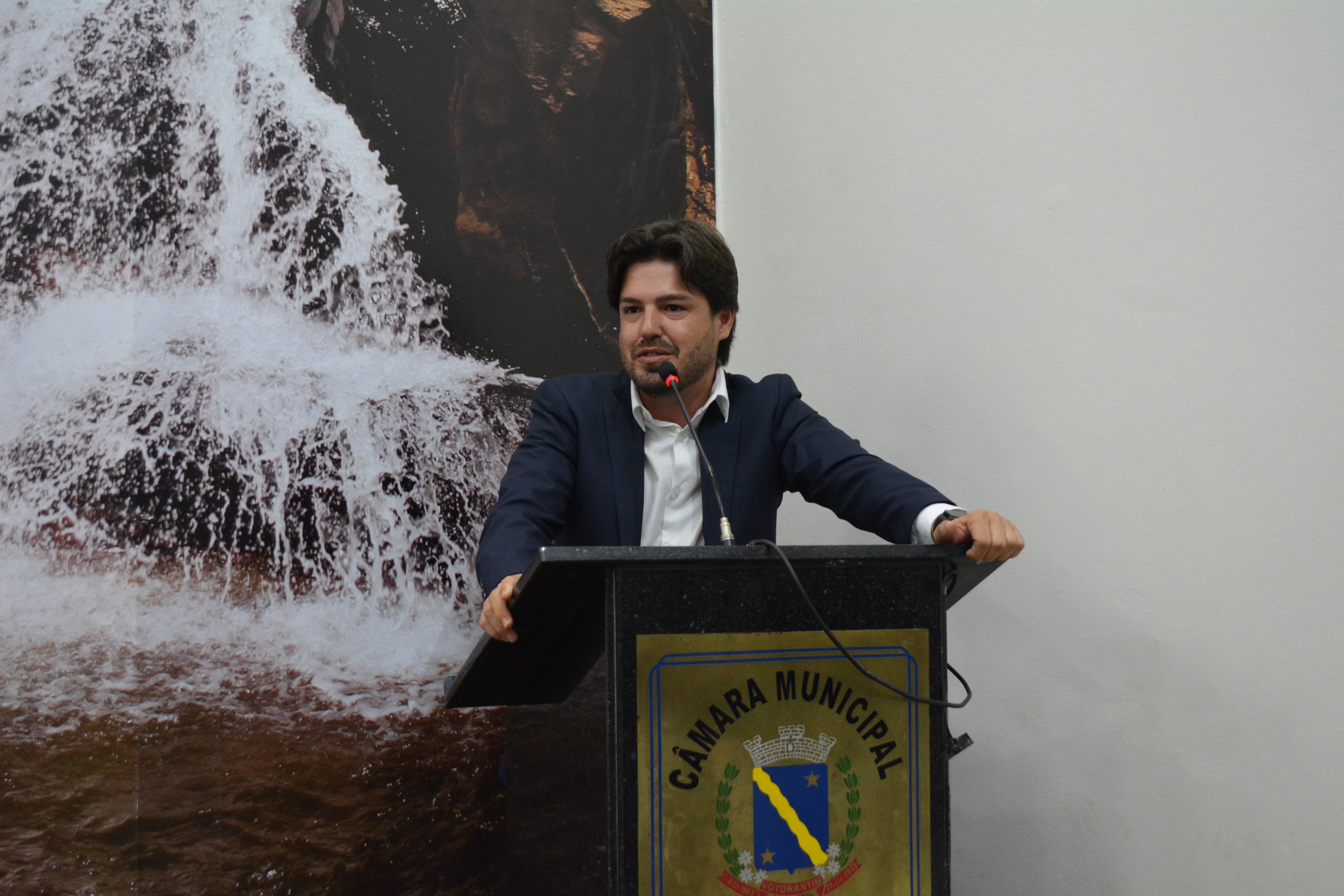 Câmara de Votorantim solicita transparência sobre contratos da saúde municipal