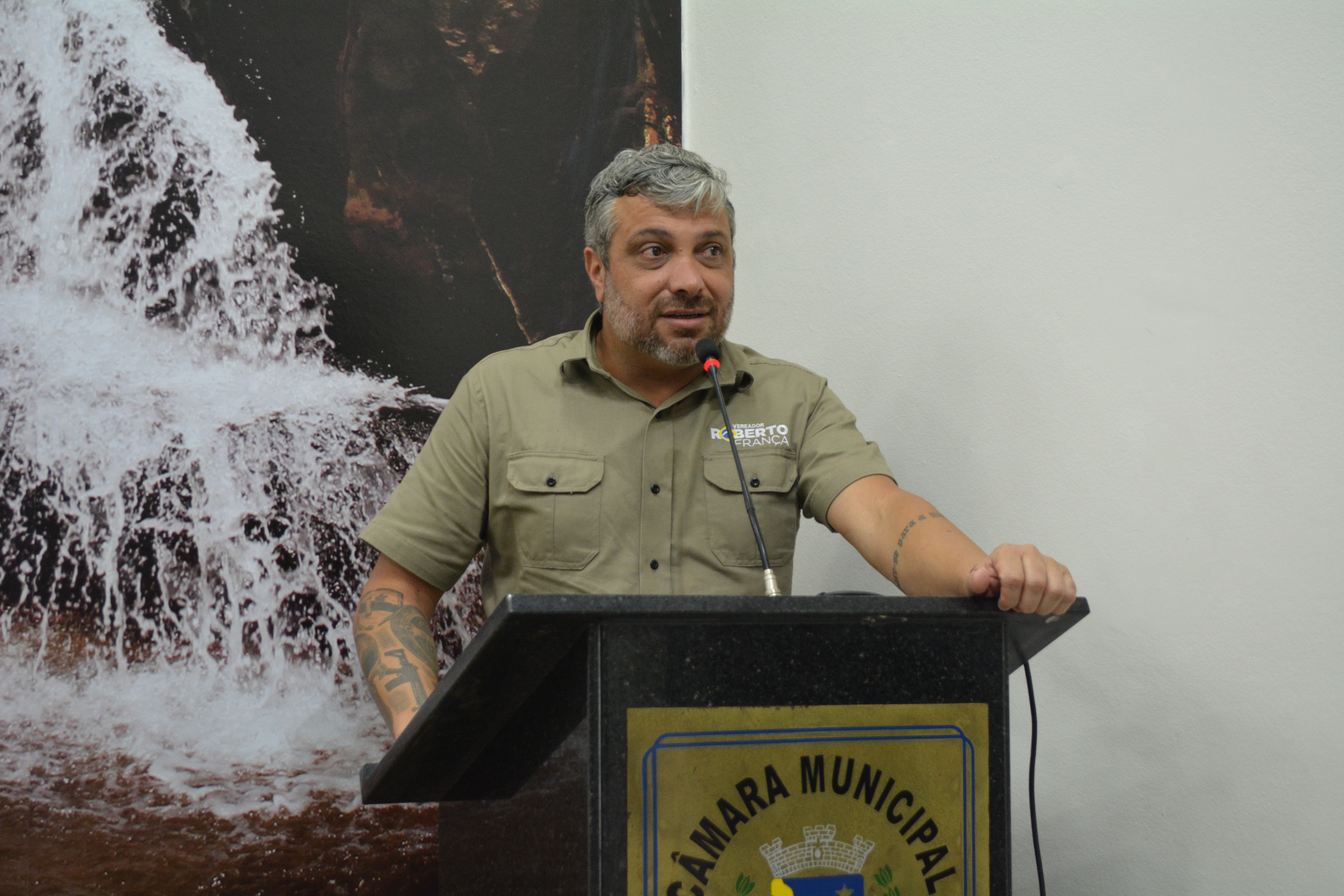 Levantamento de imóveis públicos ociosos é tema de requerimento aprovado