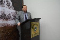 Parlamentar cobra ações habitacionais diante de dados do IBGE sobre favelas em Votorantim