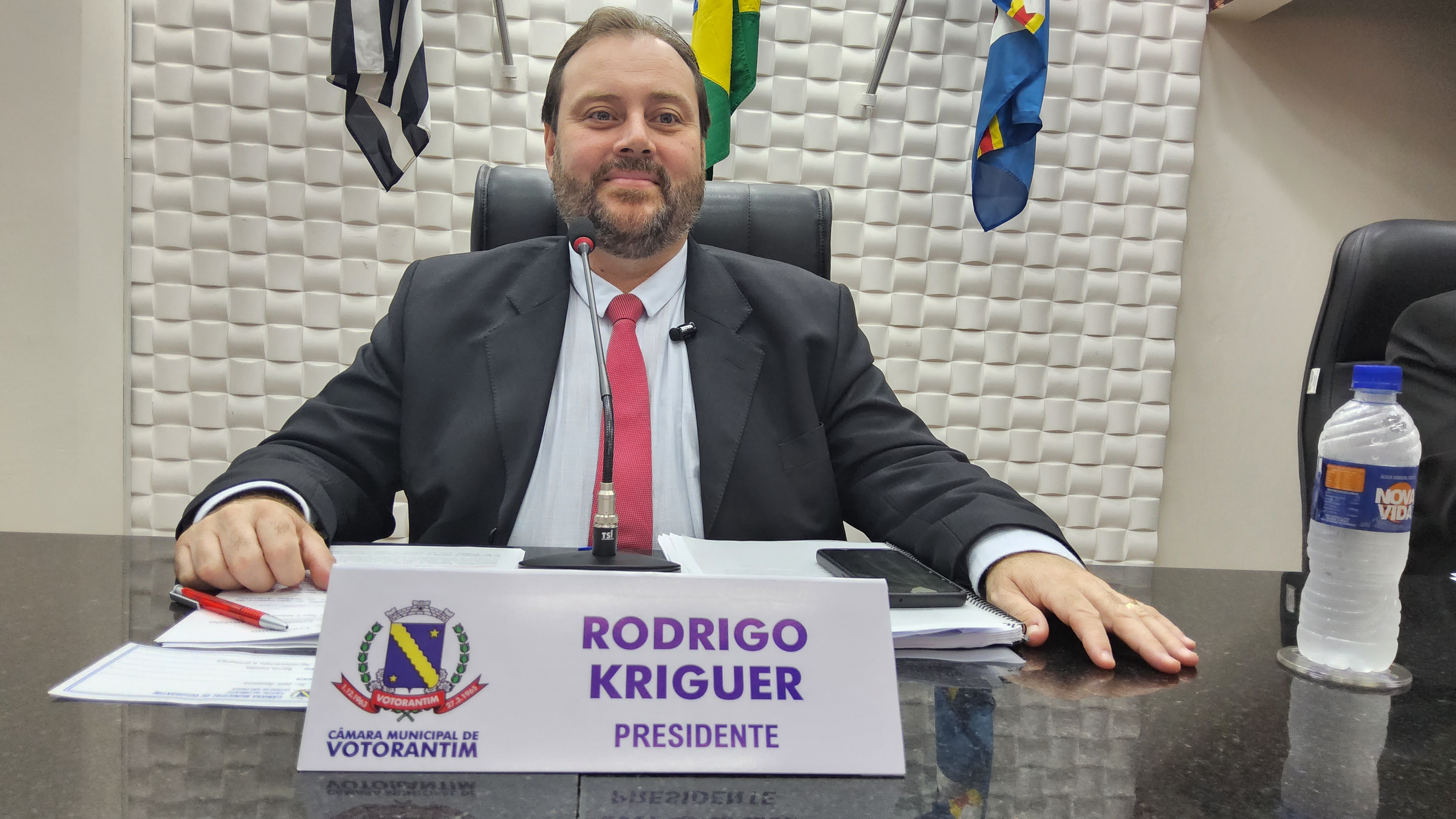 Pet shops e clínicas veterinárias de Votorantim deverão ter videomonitoramento obrigatório nas áreas de banho, tosa e hospedagem