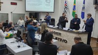 Posse de vereador e aprovação de projetos movimentam 28ª Sessão Ordinária em Votorantim
