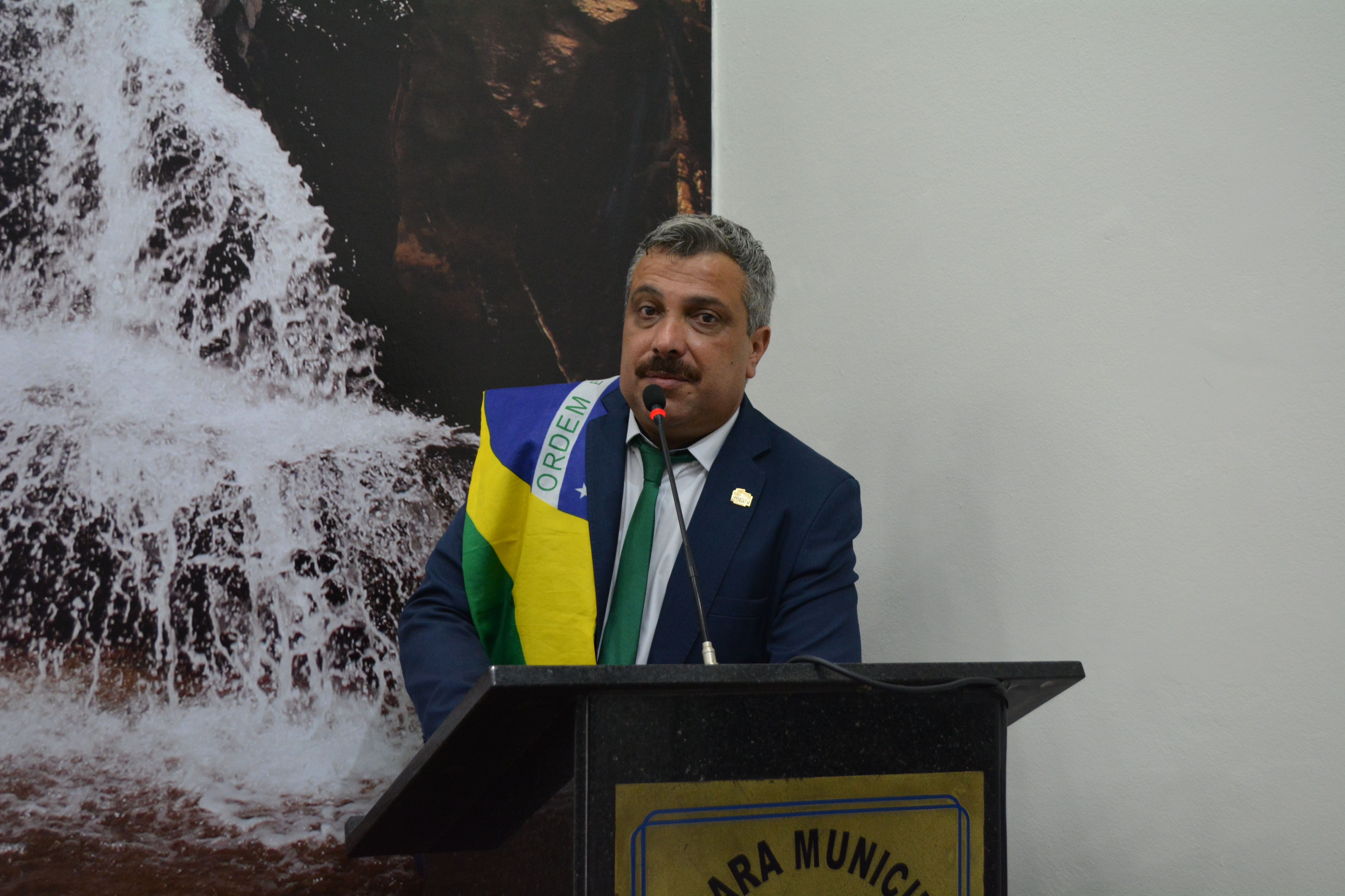 Projeto aprovado reforça combate à pichação e ao vandalismo em Votorantim