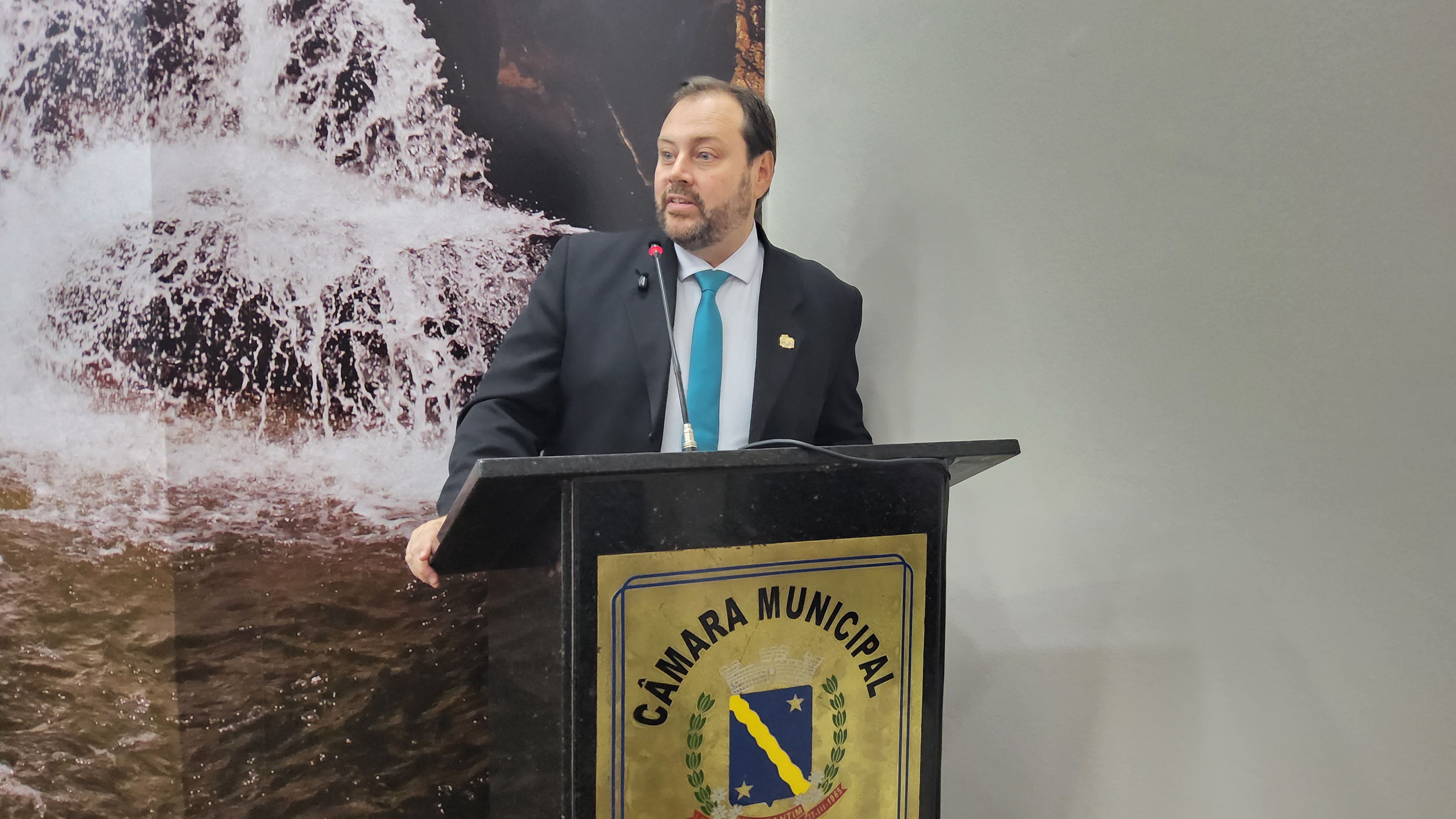 Requerimento cobra esclarecimentos sobre futuro da Escola de Música “Maestro Nilson Lombardi”