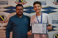 Requerimento Especial aprovado homenageia aluno e professora vencedores da Maratona Tech 2025