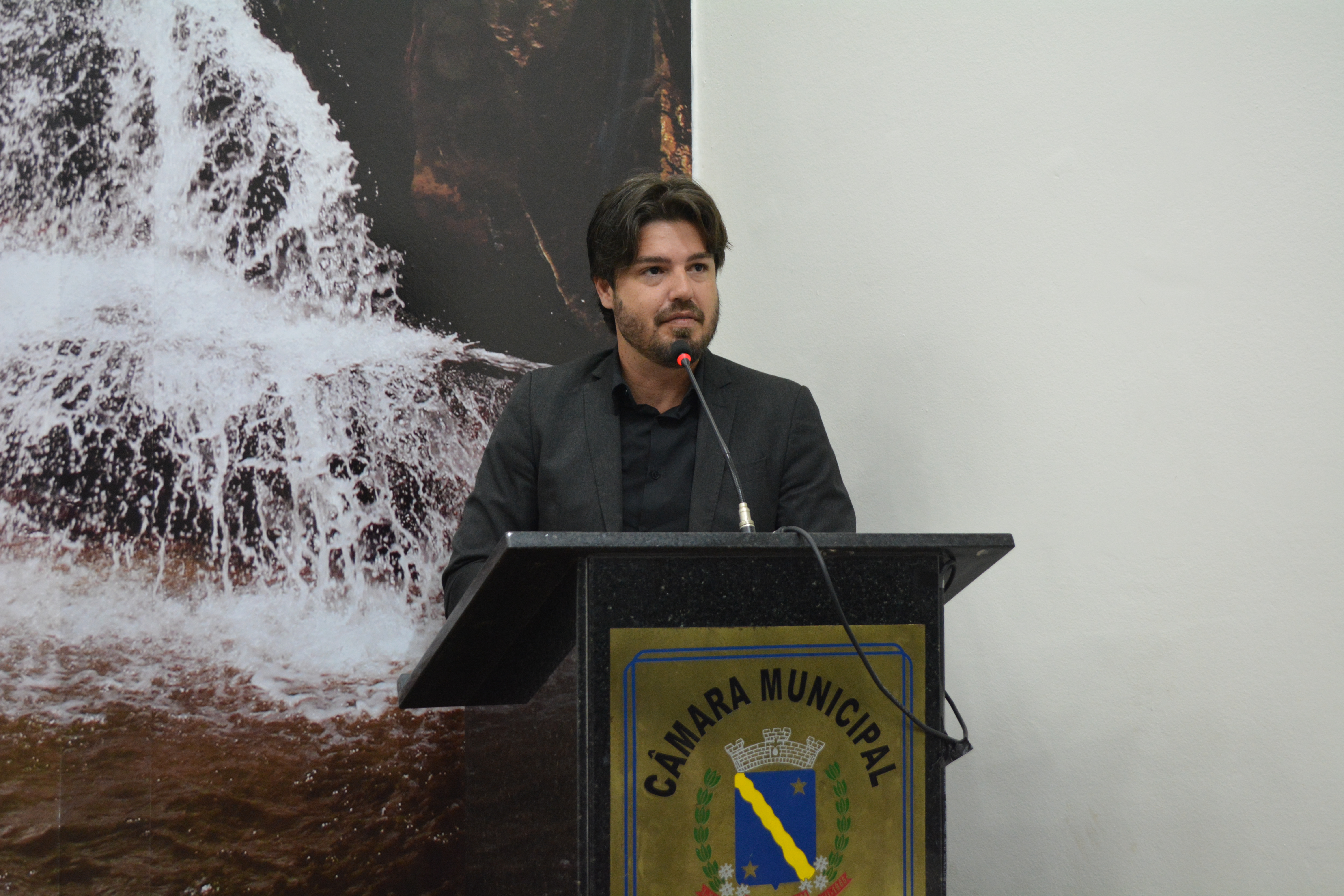 Requerimento questiona planejamento para ampliação do Cemitério Municipal