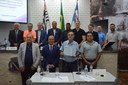 Rogério Lima presta homenagem à APEVO