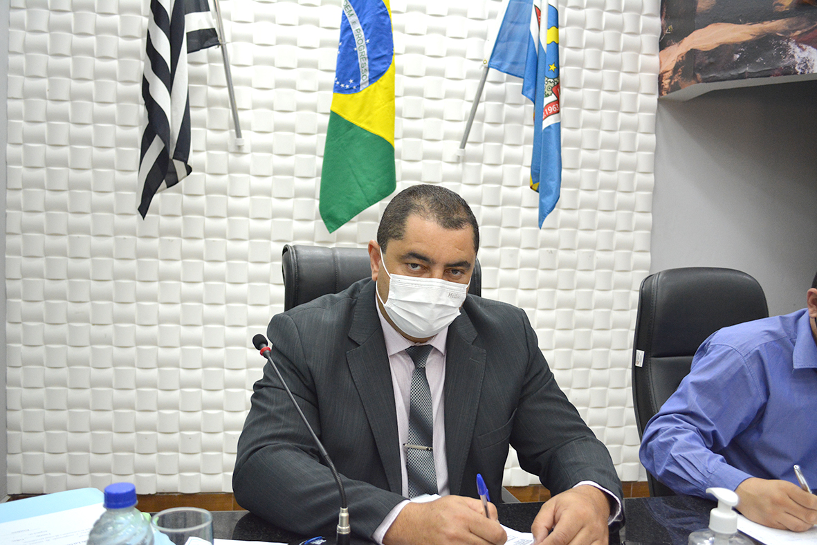 Vereador apresenta Moção de Apoio aos profissionais Farmacêuticos