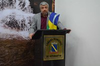 Vereador cobra contratação urgente de professores de apoio para alunos com autismo