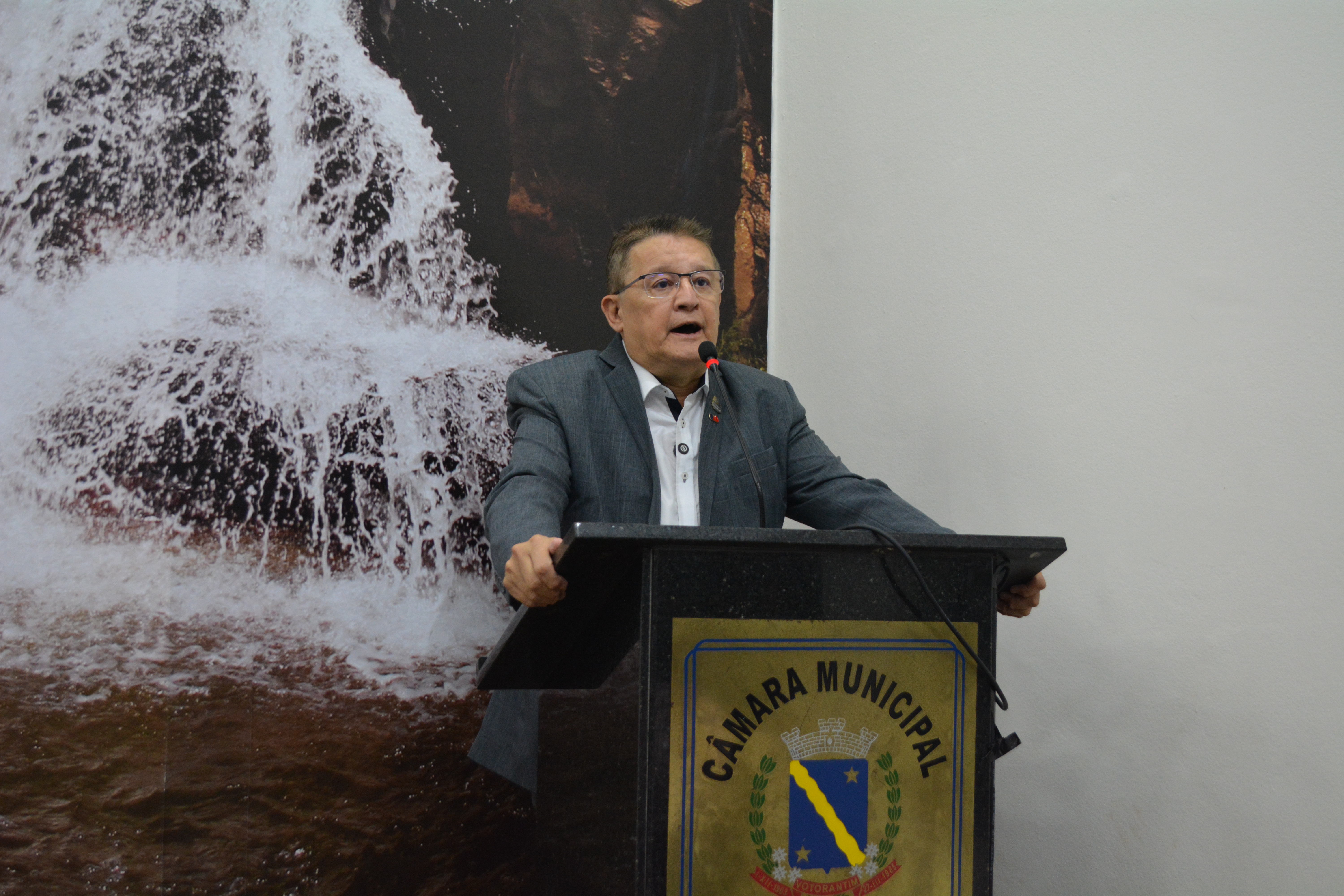 Vereador cobra falta de planejamento da Prefeitura