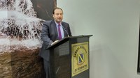 Vereador cobra informações sobre obras e licença ambiental para nova célula do aterro sanitário