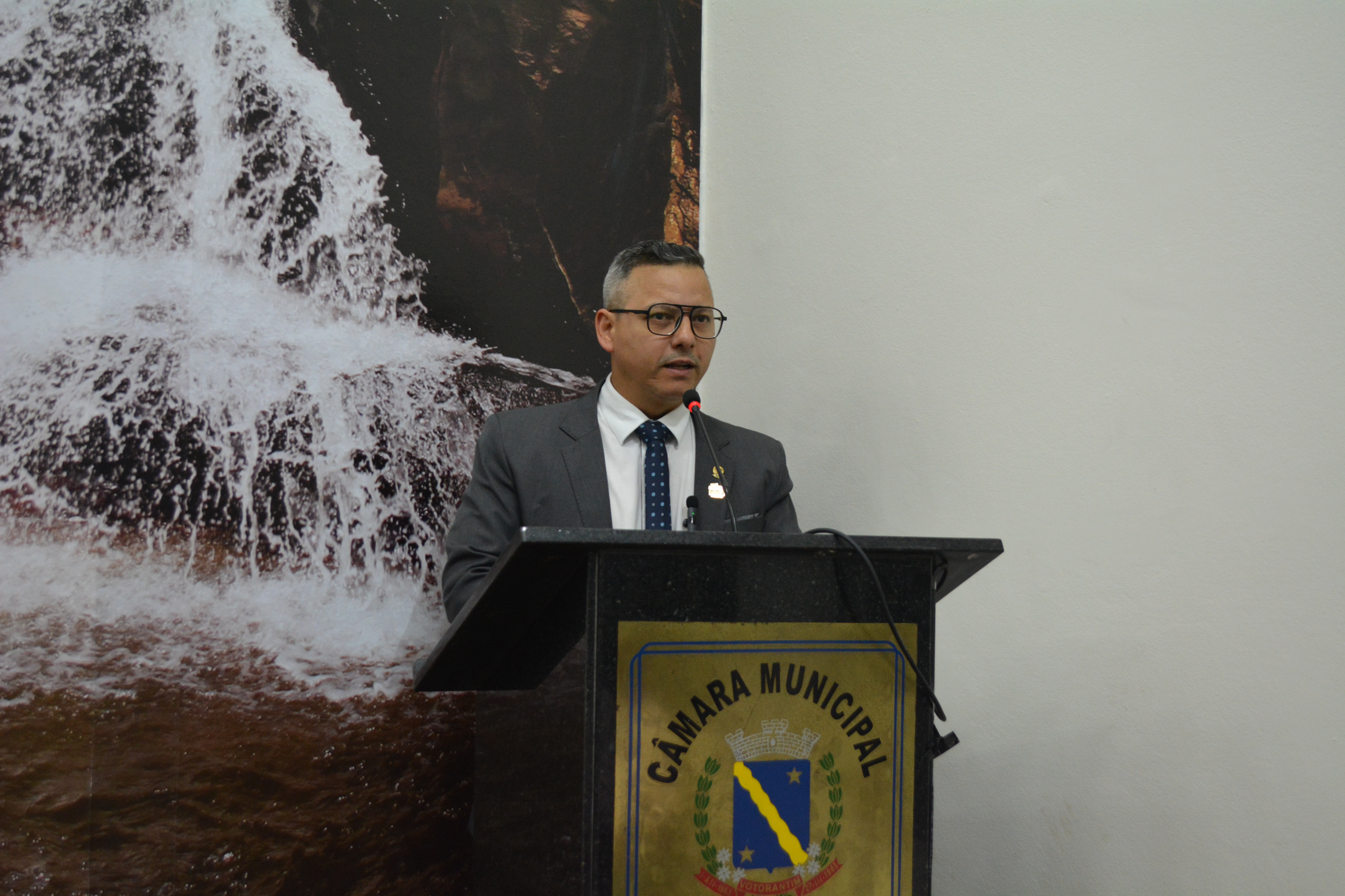 Vereador cobra melhorias e mais segurança no Terminal Rodoviário Urbano de Votorantim