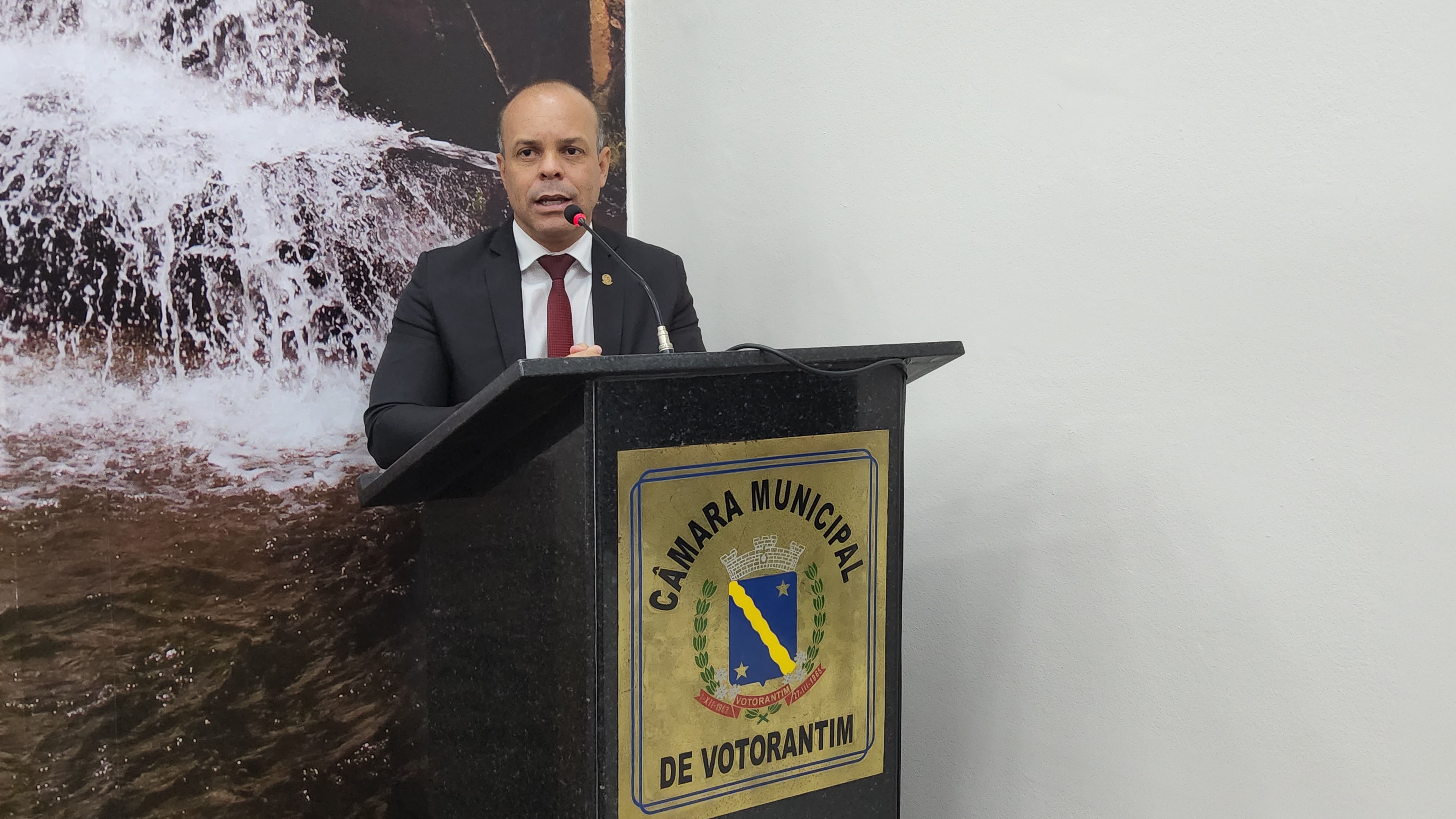 Vereador discute medidas de prevenção à adultização infantil em Votorantim