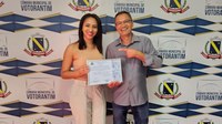 Vereador Gaguinho apresenta homenagem a Ana Cláudia da Costa Durães por trajetória de sucesso no empreendedorismo local