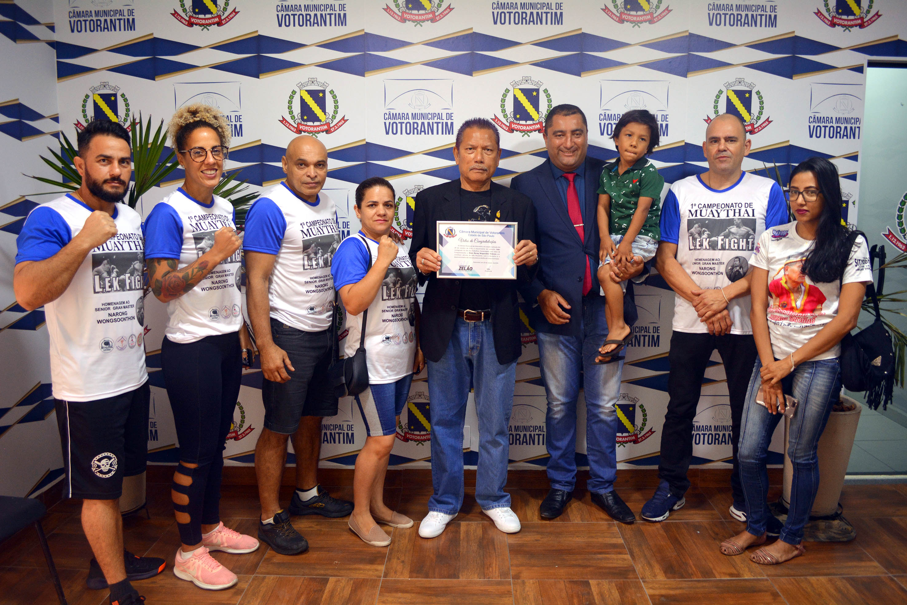 Vereador homenageia mestre de Muay thai