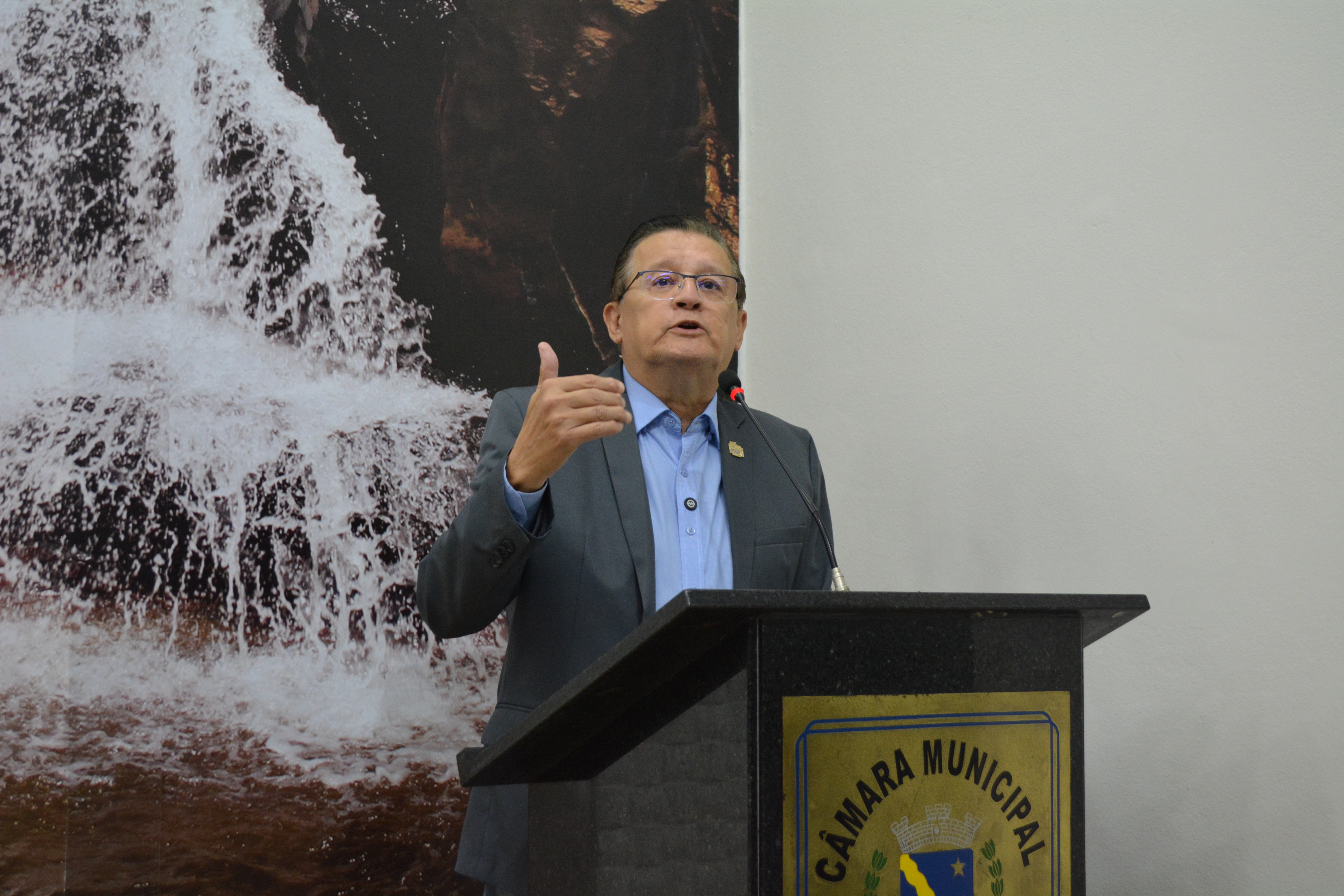 Vereador Pastor Luiz Carlos cobra uma  ação ampla da vacinação contra a gripe
