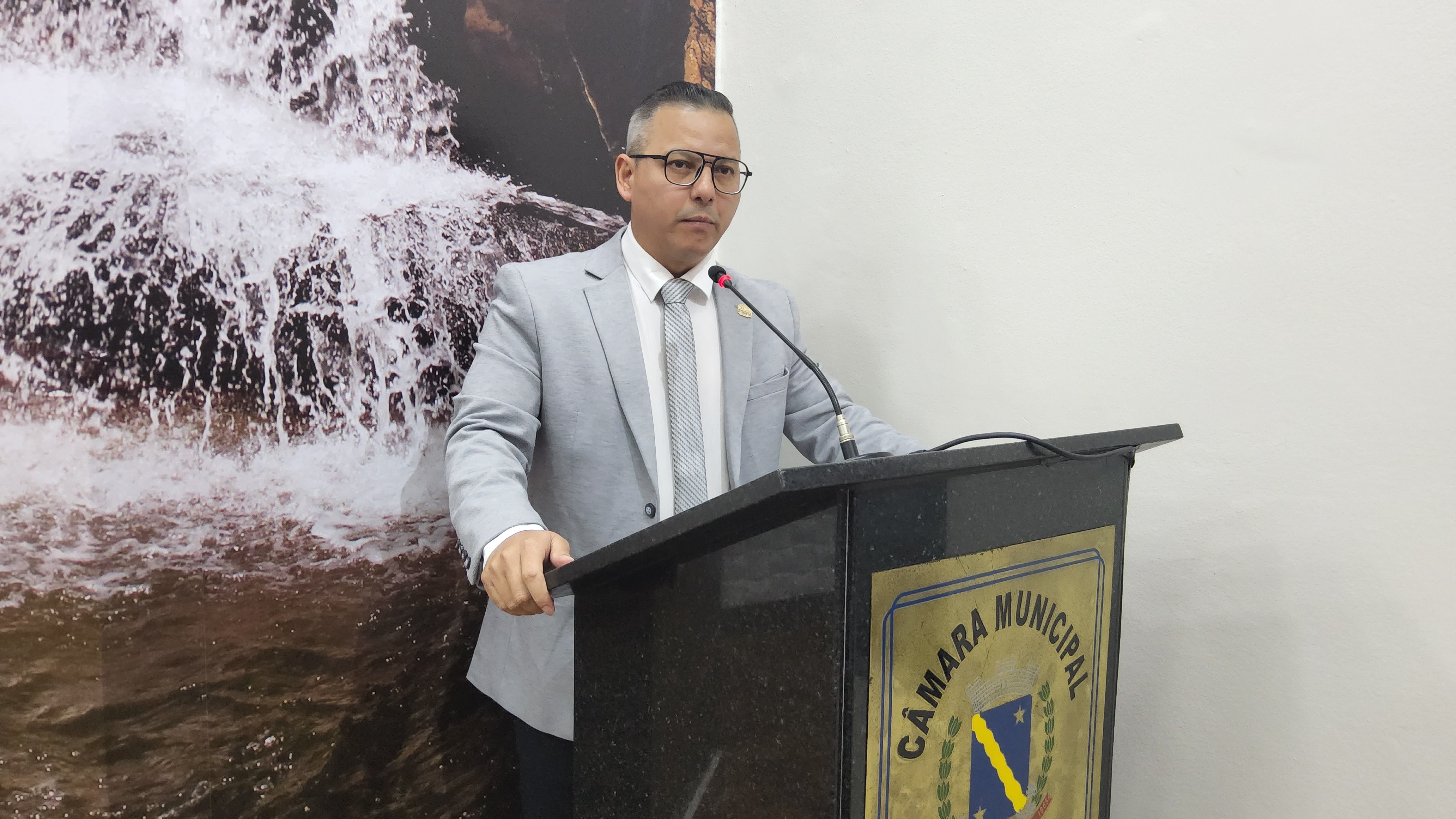 Vereador pede clareza nas informações passadas pela prefeitura a população 