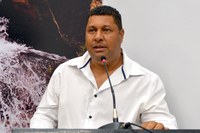 Vereador pede informações sobre construção do campo de futebol do Esporte Clube Santo Antônio