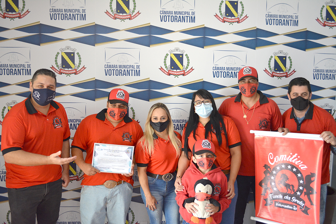 Vereador presta homenagem à Comitiva “Fundo da Grota”