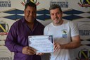 Vereador presta homenagem ao fundador do Grupo de Capoeira Atitude Brasil   