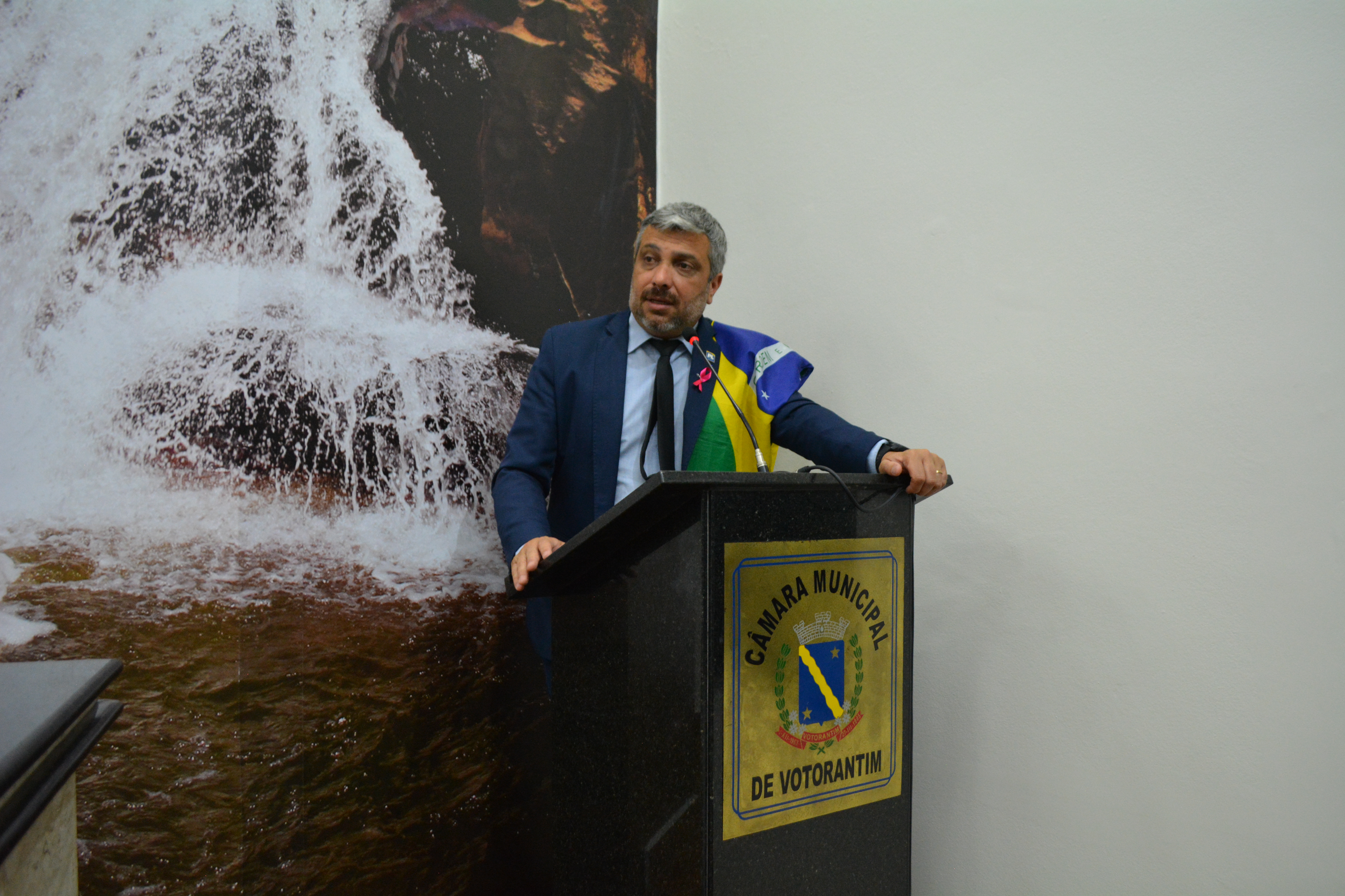 Vereador propõe reforço na segurança das escolas municipais