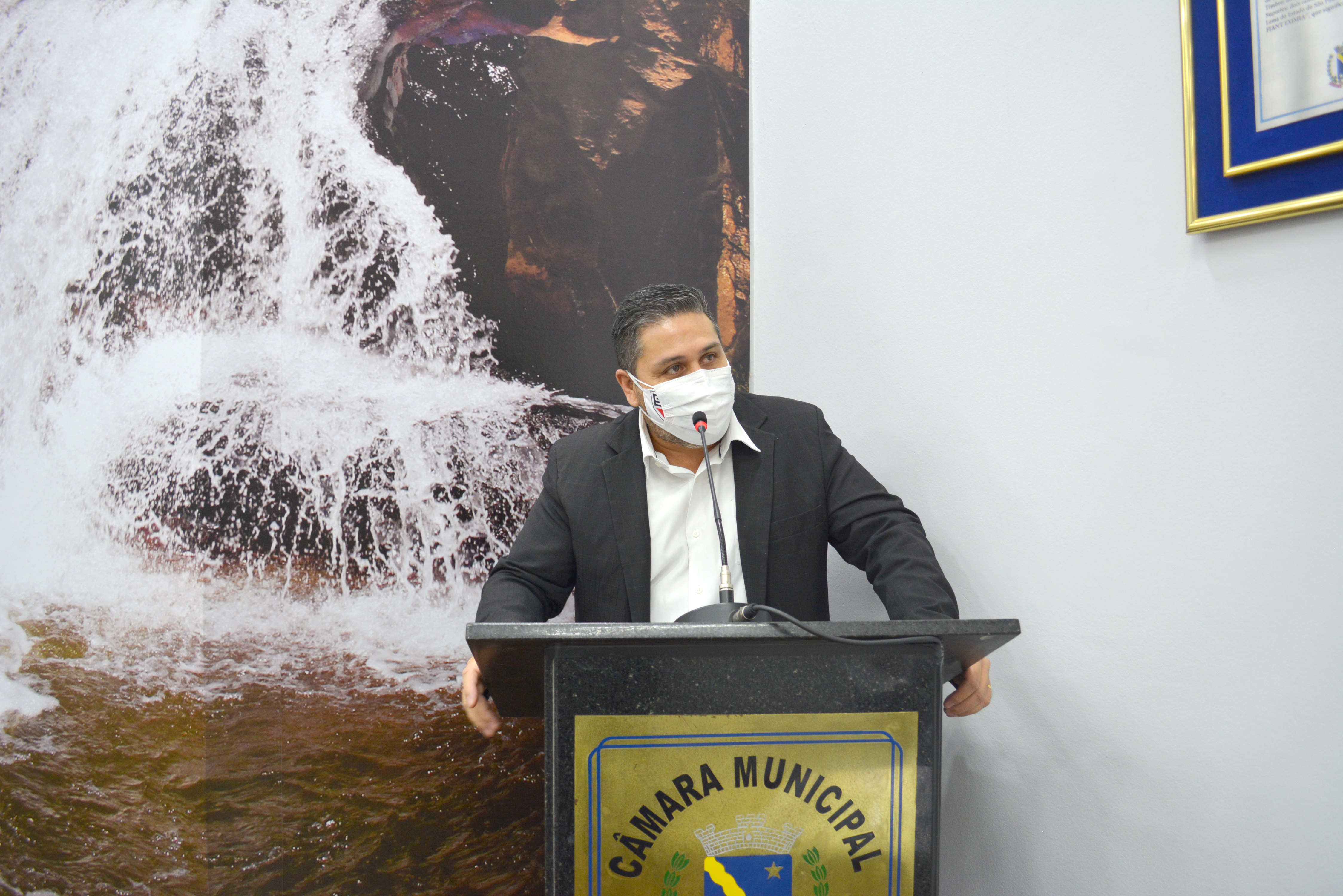 Vereador quer suspensão de ISS para taxistas