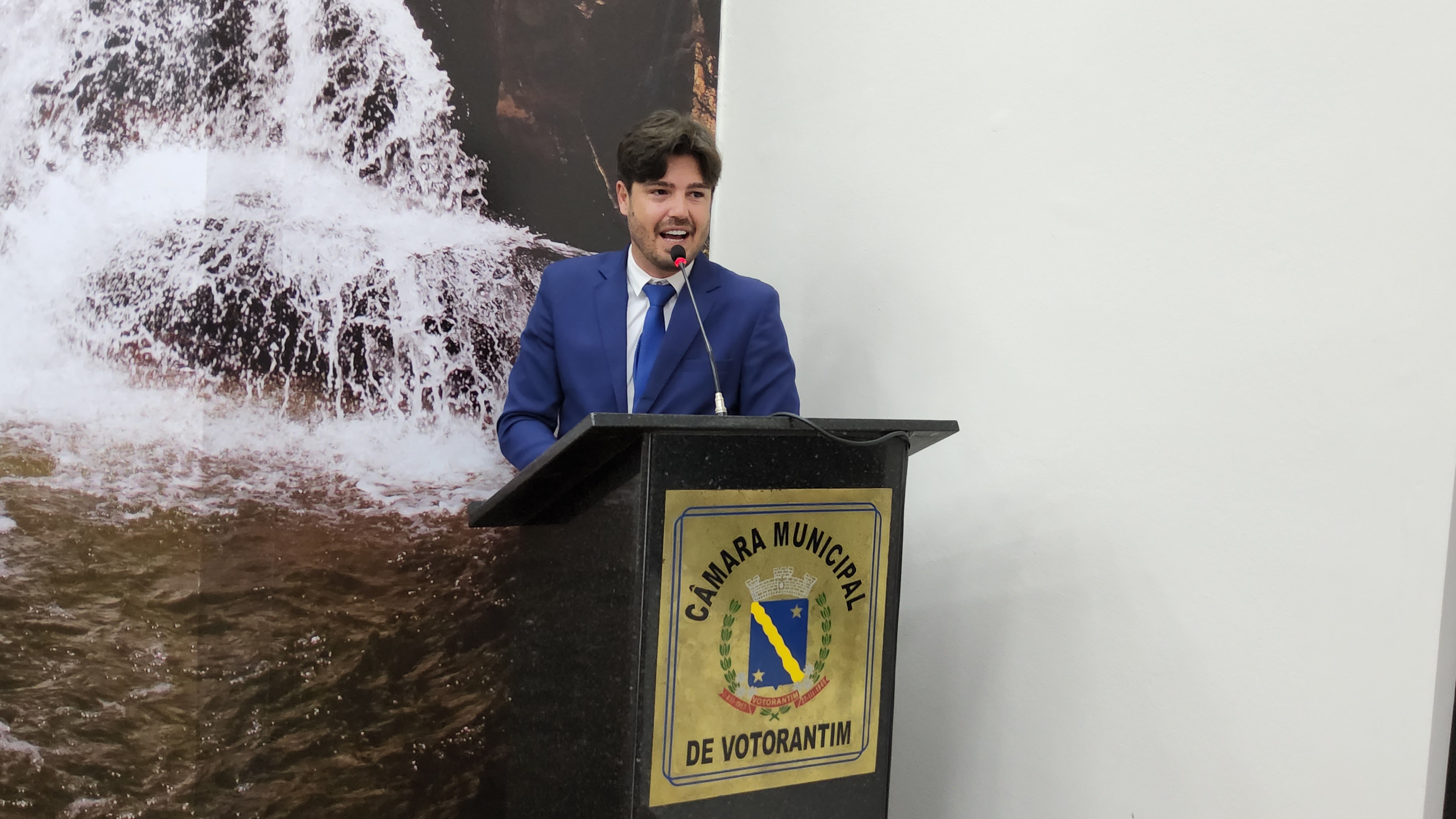 Vereador questiona contratação de produtora por R$ 143 mil pela Prefeitura de Votorantim Durante a 27ª Sessão Ordinári