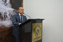 Vereador questiona cumprimento da lei que proíbe uso de celulares por estudantes nas escolas municipais
