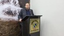 Vereador questiona Prefeitura sobre qualidade e logística de uniformes escolares