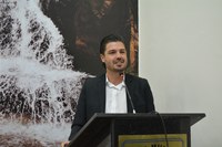 Vereador questiona situação da UTI Neonatal e solicita esclarecimentos da Prefeitura
