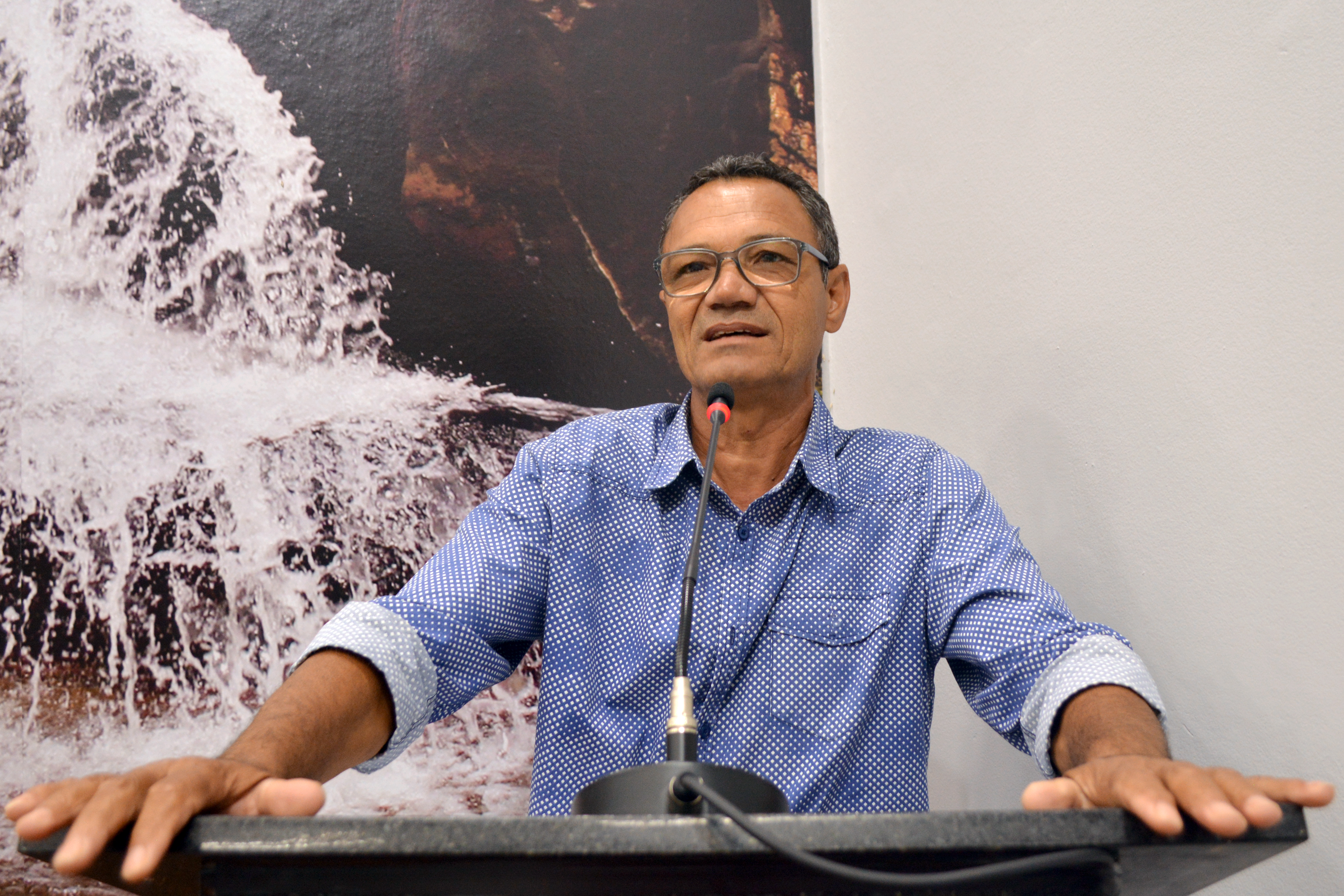 Vereador solicita muro de arrimo no Conjunto Habitacional “Mário Augusto Ribeiro”