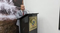Vereador solicita recapeamento e sinalização viária na Rua Adão Martins, no Jardim Tatiana