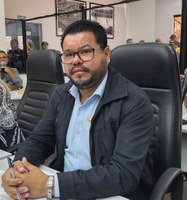 Vereador sugere campanha para incentivar adoção de praças públicas