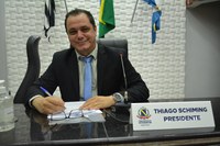 Vereador Thiago Schiming volta a cobrar asfaltamento da Messias Furquim Camargo