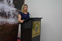 Vereadora pede inclusão de coordenadores de ensino na gratificação-combustível