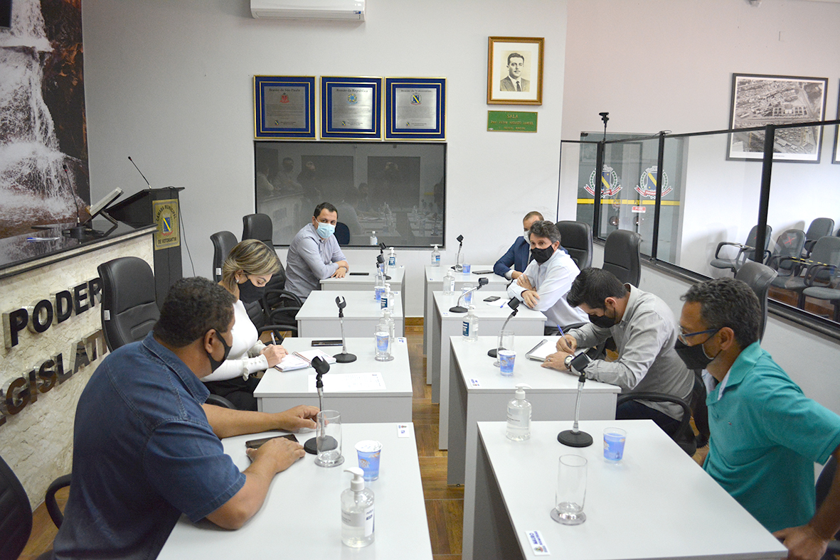 Vereadores realizam a primeira reunião da CEI dos Medicamentos
