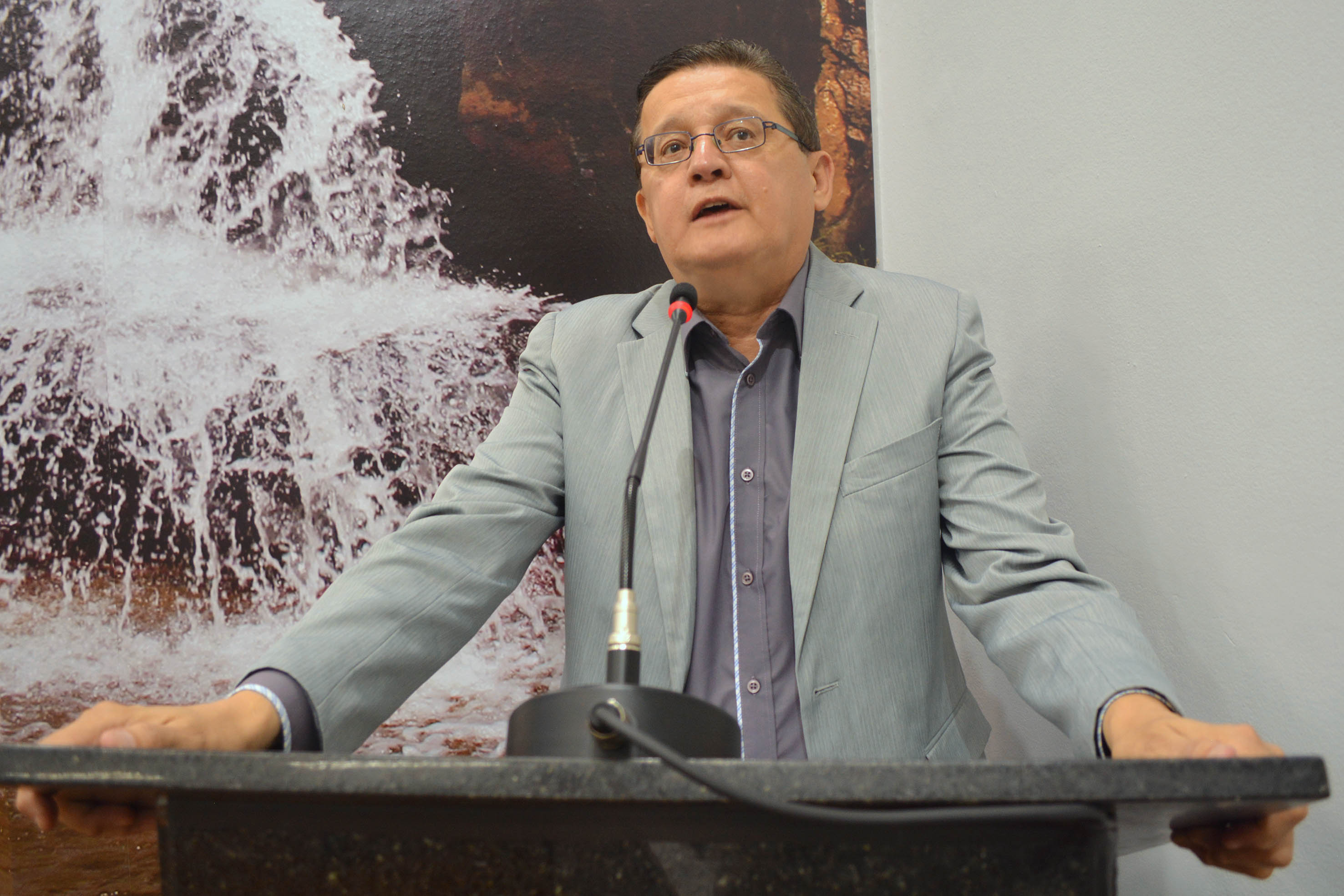 Vereadores solicitam informações sobre utilização de trabalho de reeducandos no município   