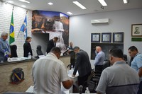Vereadores voltam a questionar cronograma de serviços de zeladoria  na cidade
